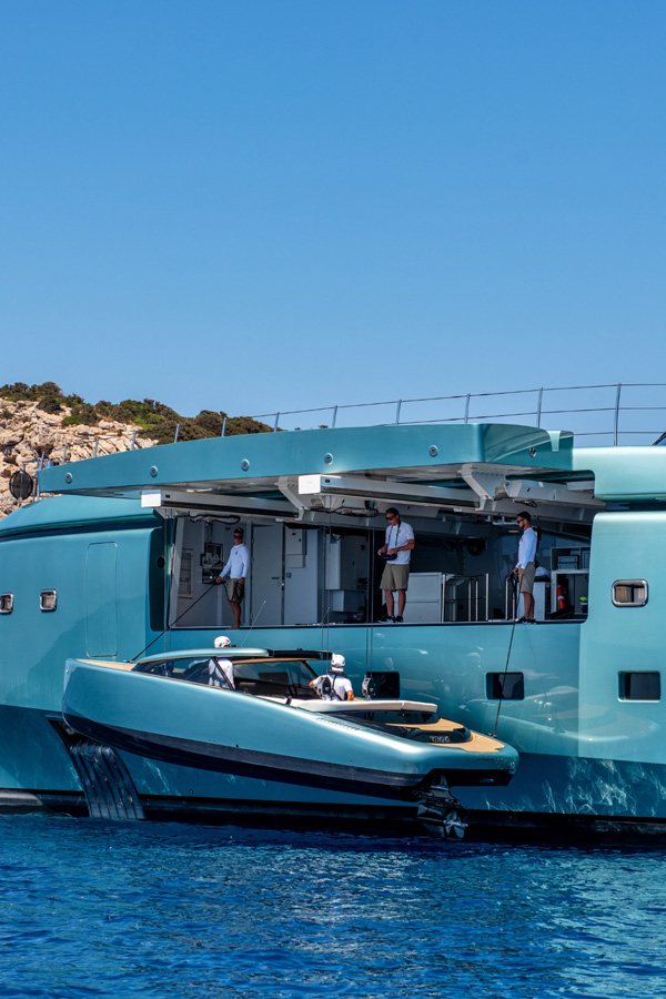 CREW MANAGEMENT AND PAYROLL